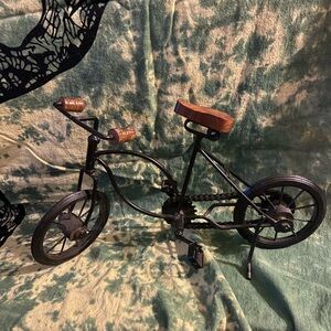 Wire framed Bicycle Replica